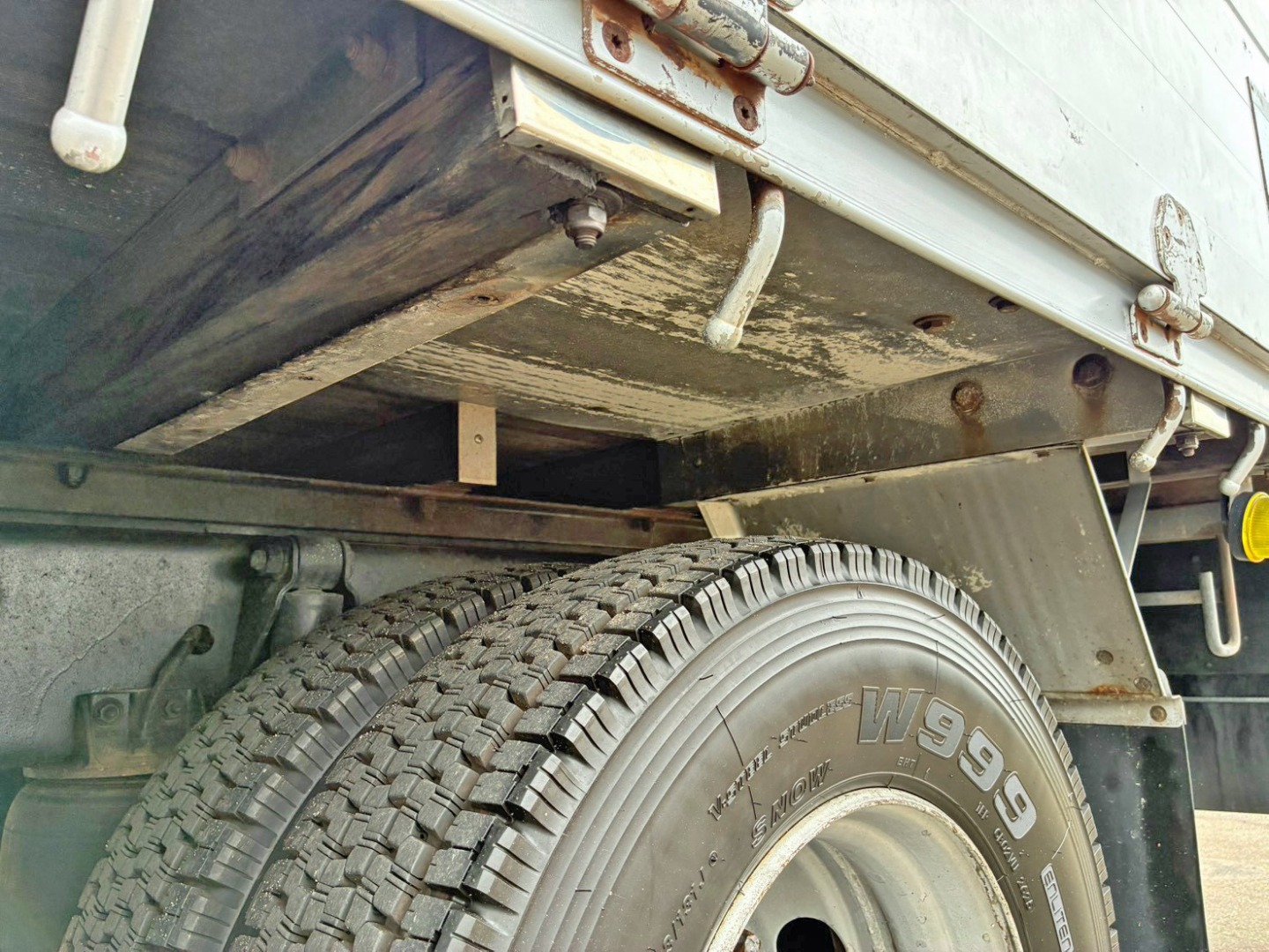 いすゞ フォワード TKG-FRR90T2(2WD)の写真35