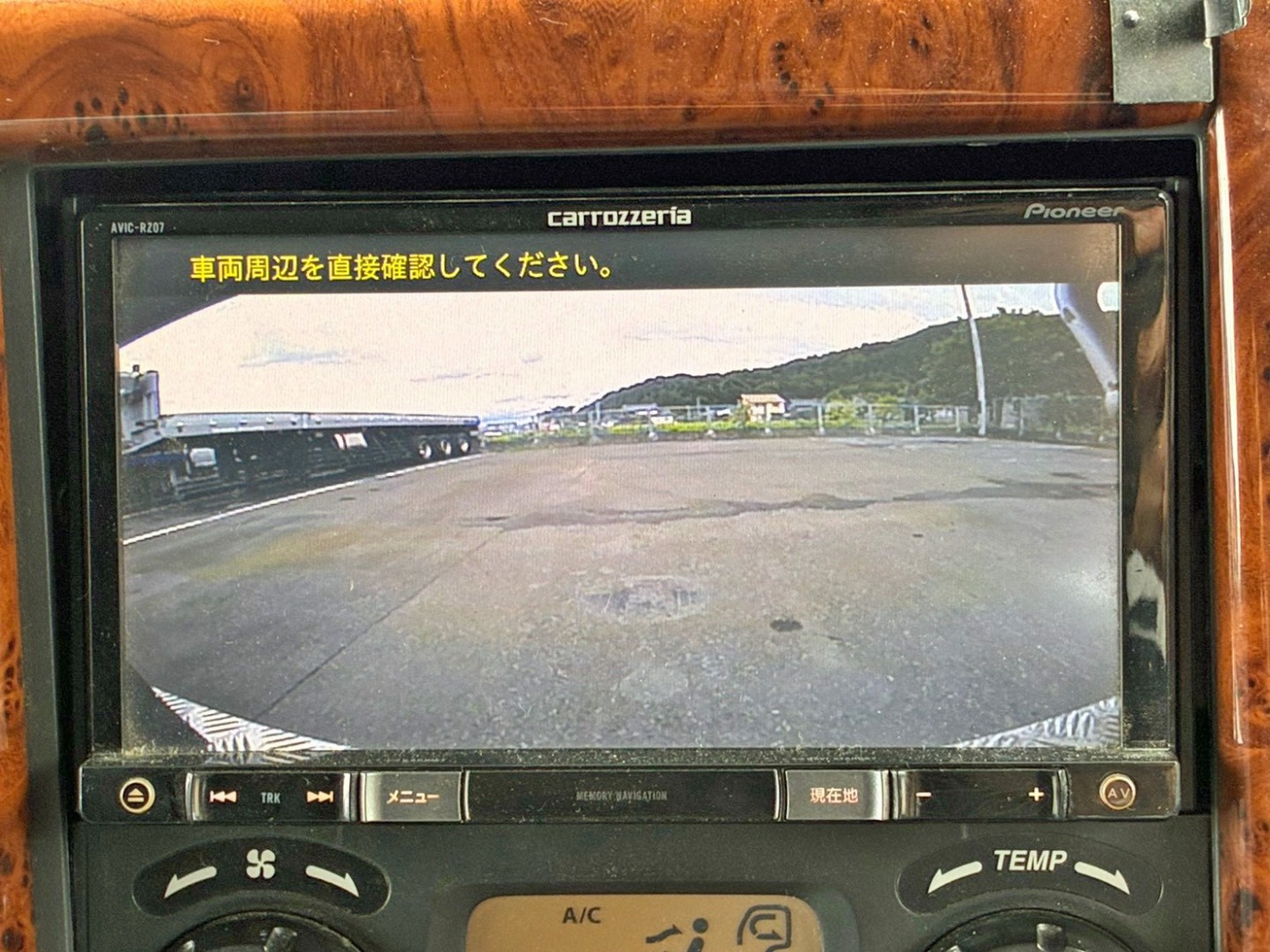 バックモニターに切り替わります。|いすゞ フォワード TKG-FRR90T2(2WD)の写真49