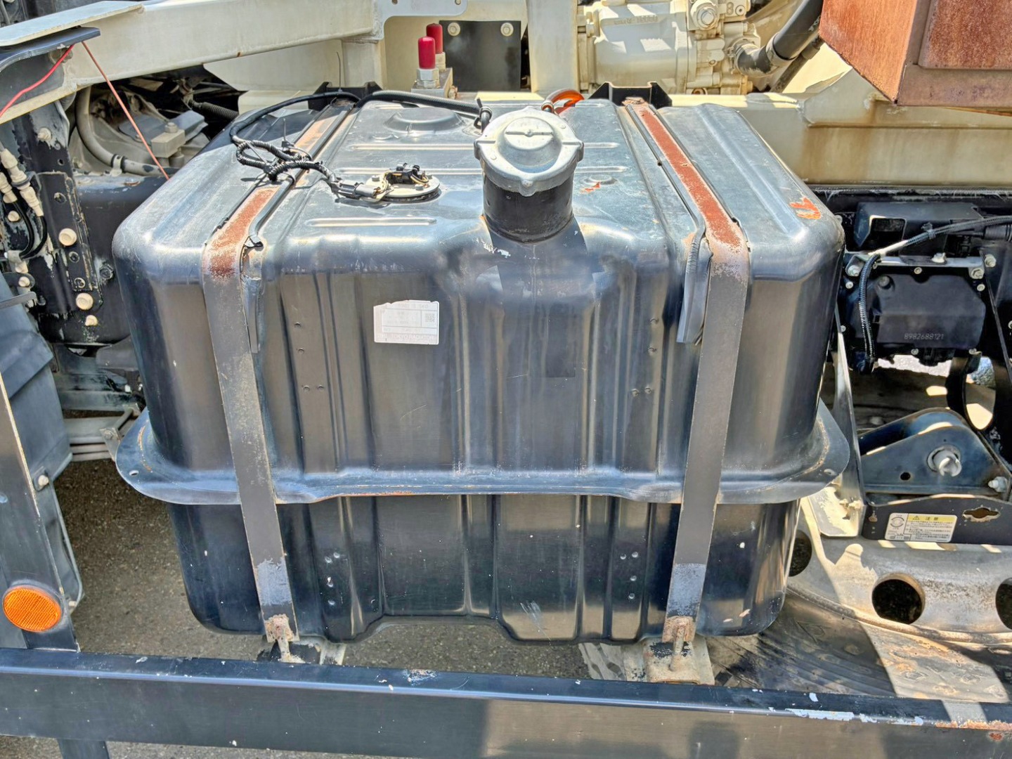 燃料タンクは200Lです。|いすゞ ギガ 2KG-CXZ60CTの写真29
