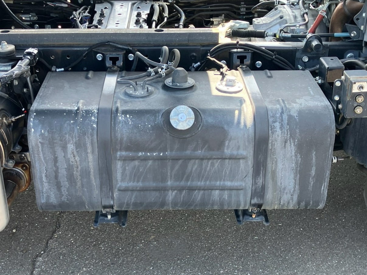 燃料タンクは80Lです。|日野 デュトロ 2KG-XZU600T(2WD)の写真24