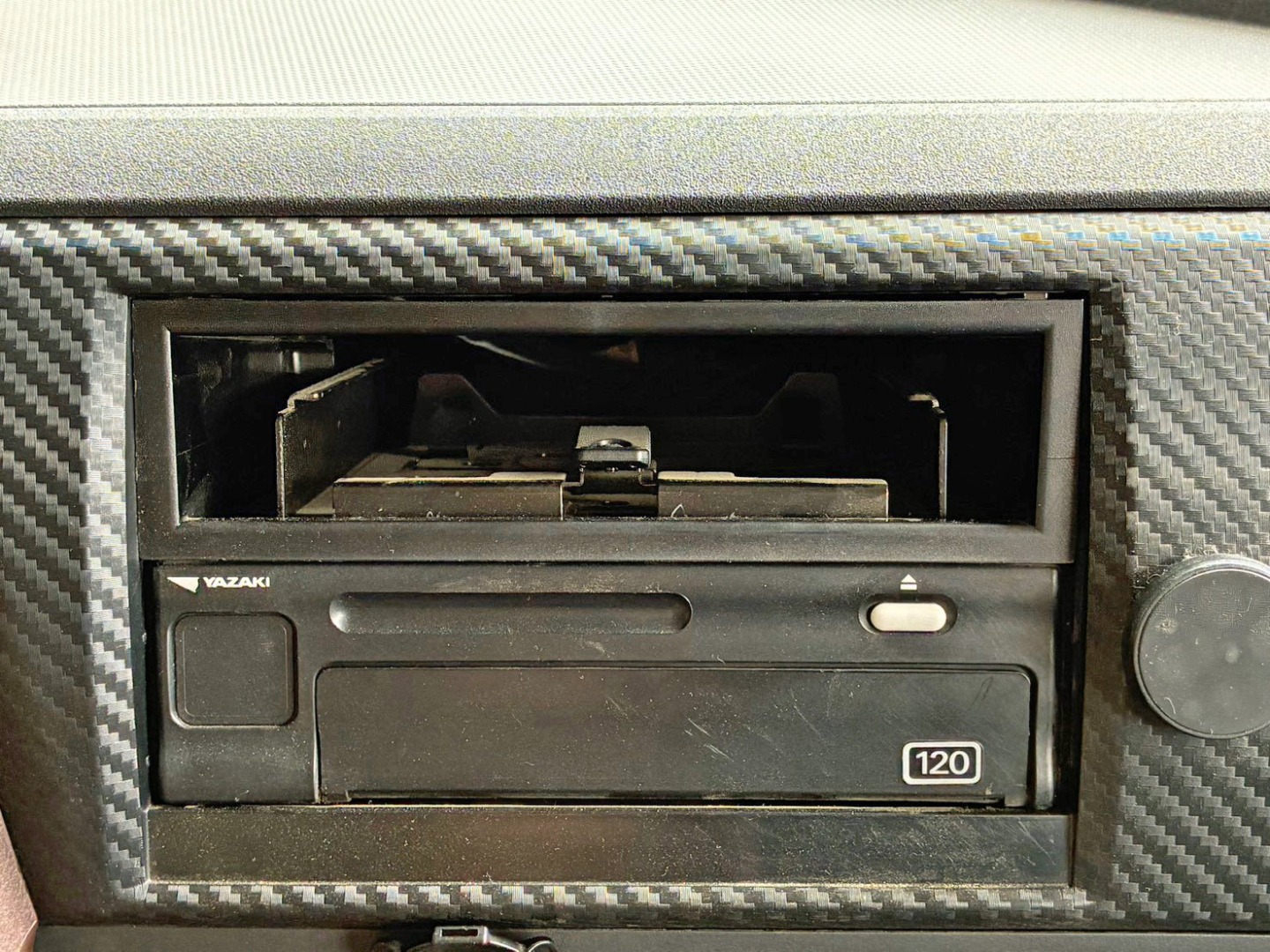 コンソールボックスが欠品しています。|日野 プロフィア 2DG-FS1AJAの写真35