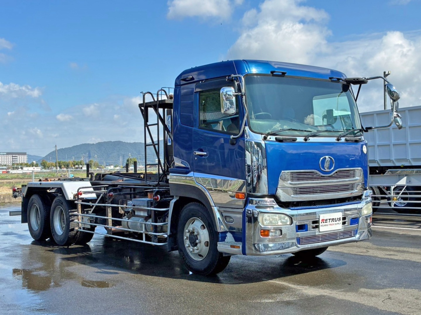 ニッサンディーゼル クオン ADG-CW4YLの写真2