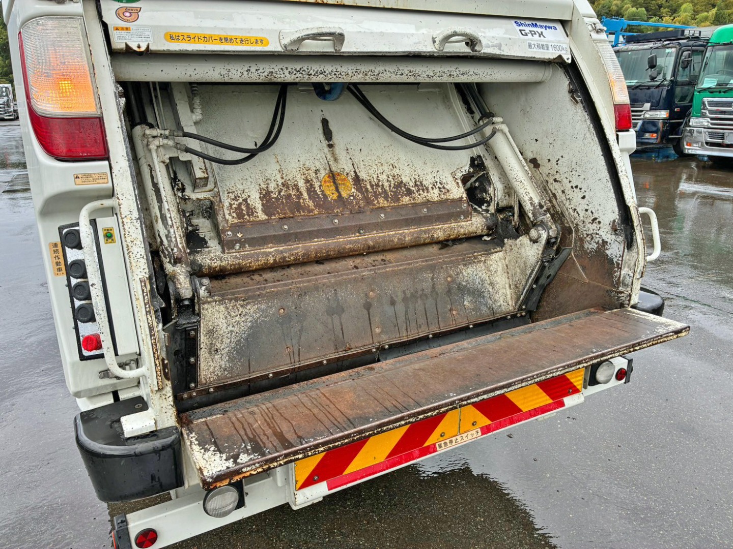 日野 レンジャー 2KG-FC2ABA(2WD)の写真20
