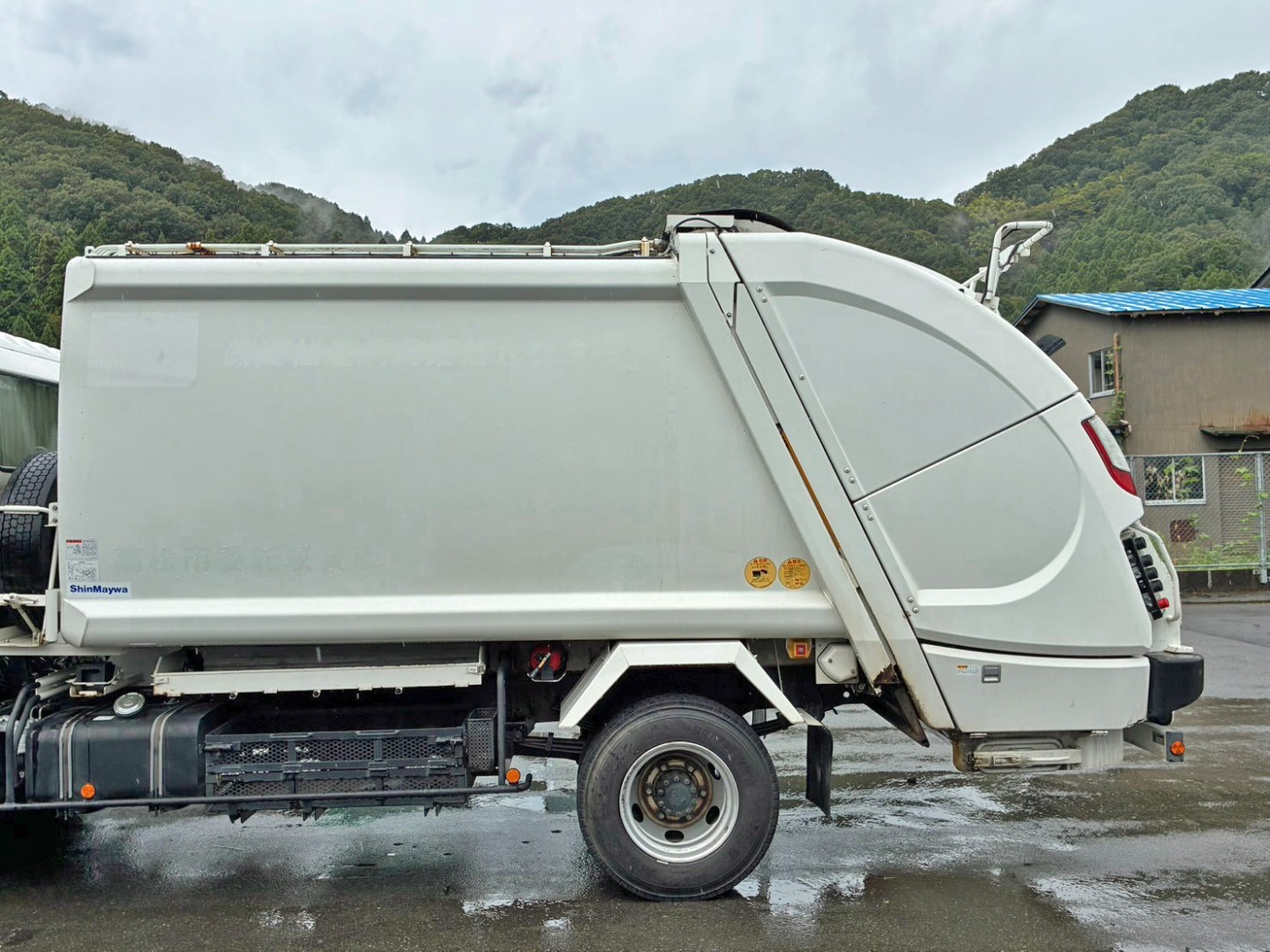 日野 レンジャー 2KG-FC2ABA(2WD)の写真41