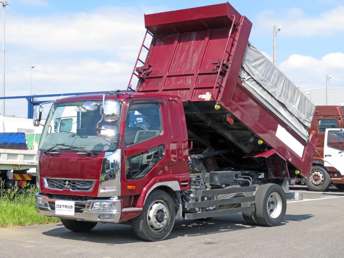 三菱 ファイター QKG-FK62FZの写真1