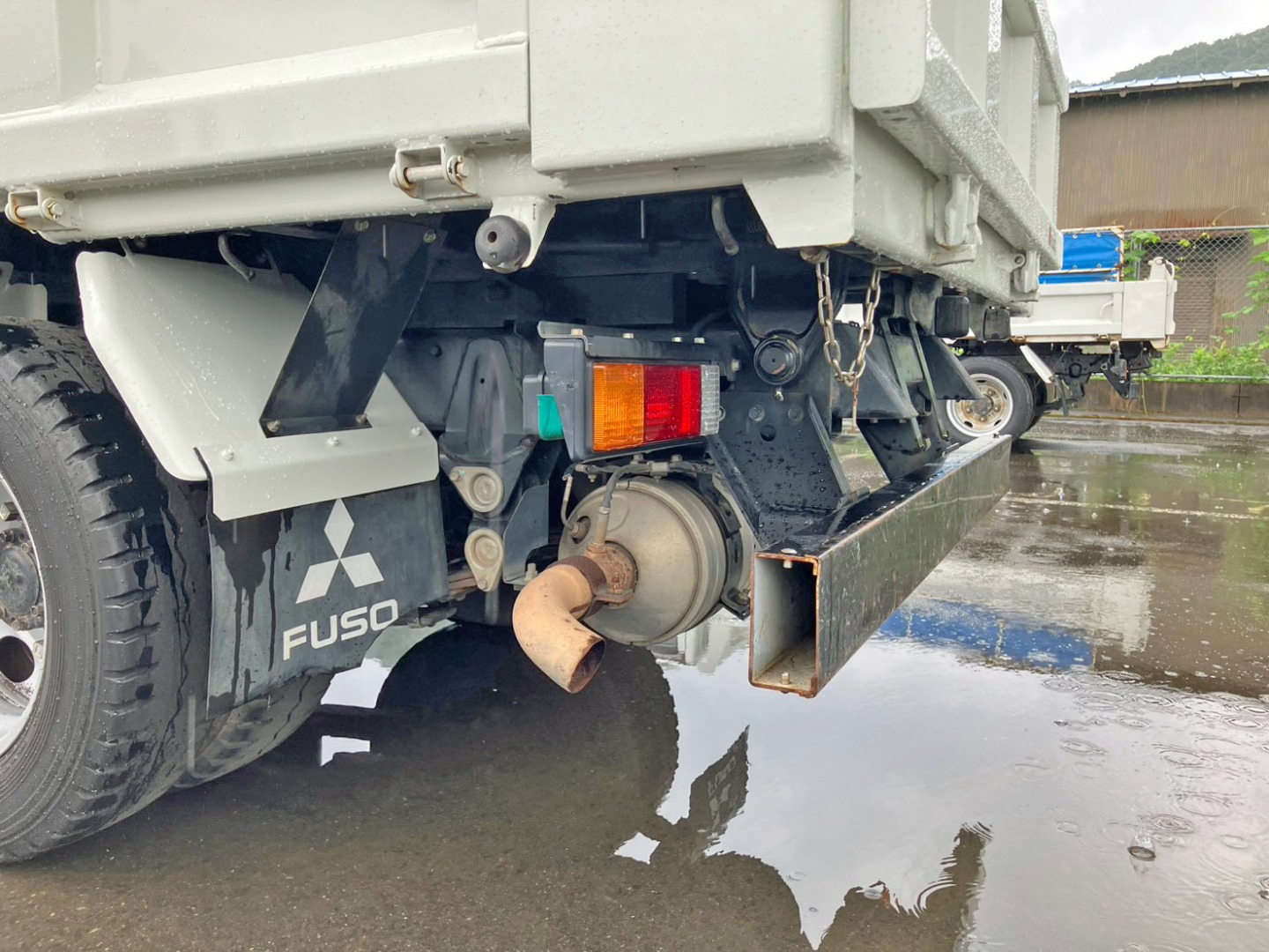助手席側リヤゲートカバー欠品です。|三菱 キャンター 2RG-FBA60(2WD)の写真16