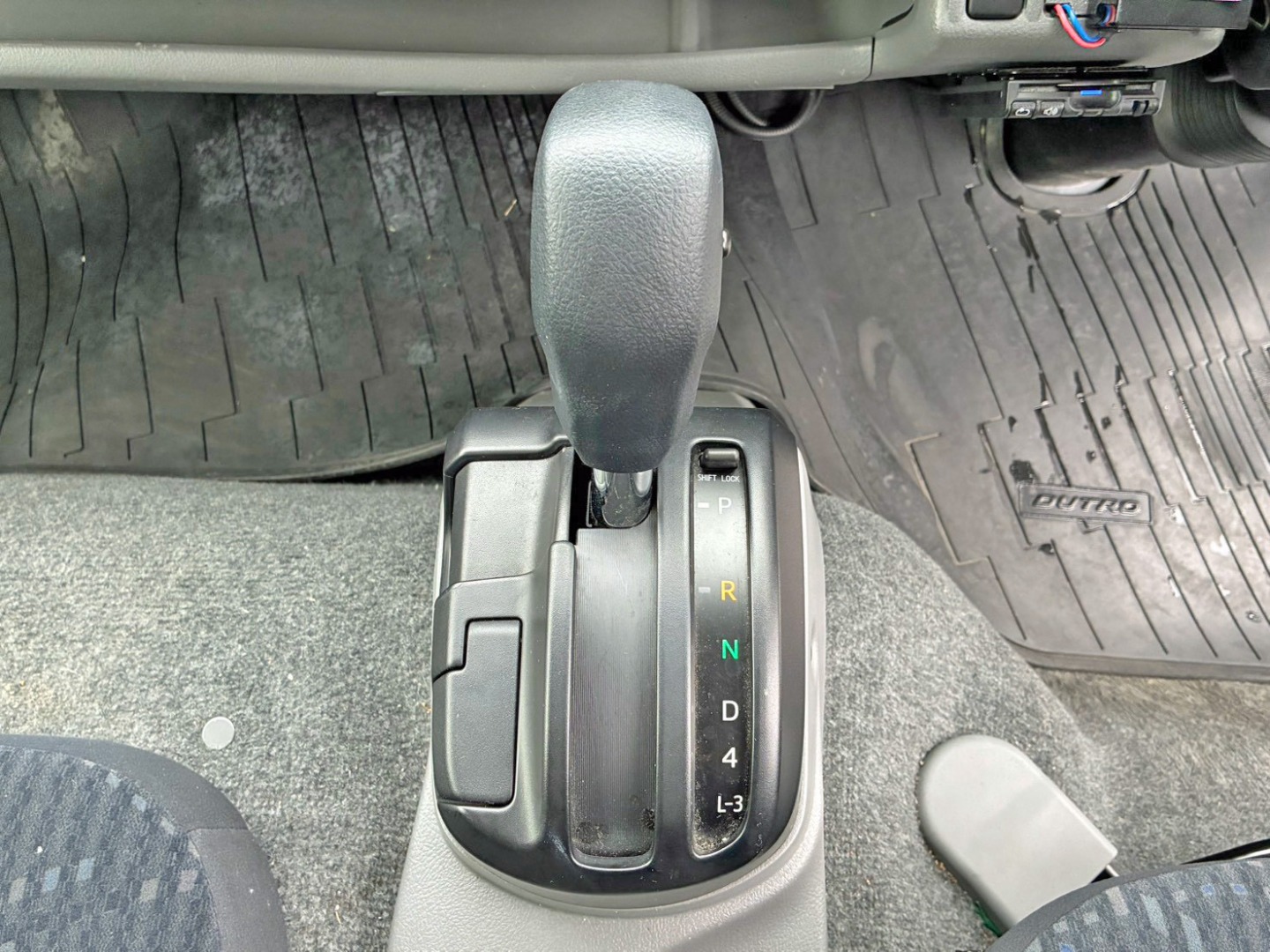 オートマです。|日野 デュトロ TKG-XZU720M(2WD)の写真27
