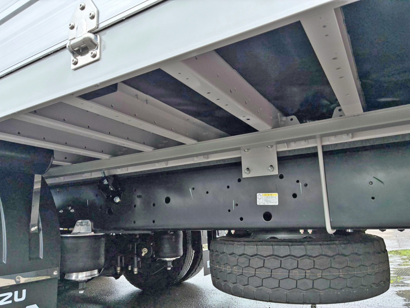 シャーシとネタの状態です。|いすゞ ギガ 2WG-CYJ77Dの写真6