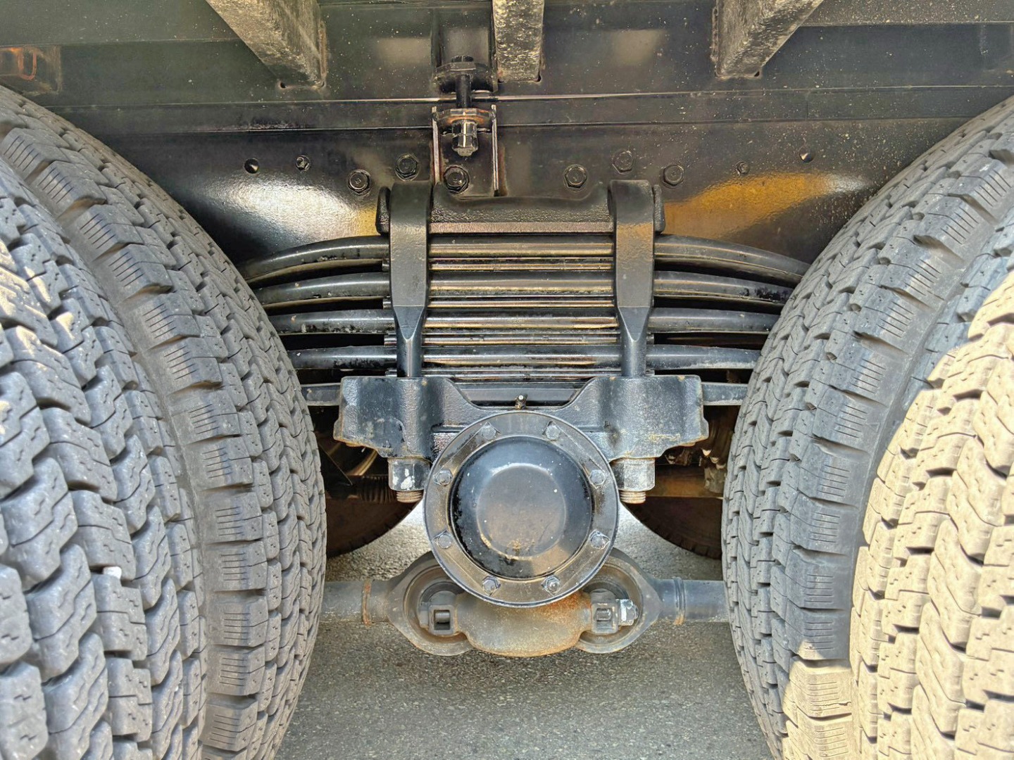 リーフサスです。|三菱 ファイター 2DG-FQ62Fの写真5