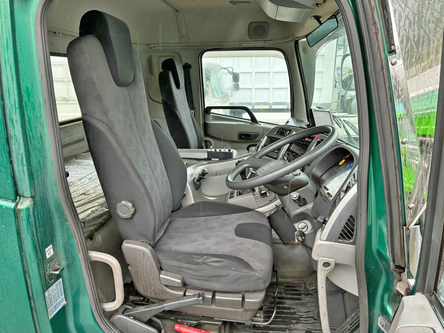 UDトラックス クオン QPG-CD5ZLの写真7