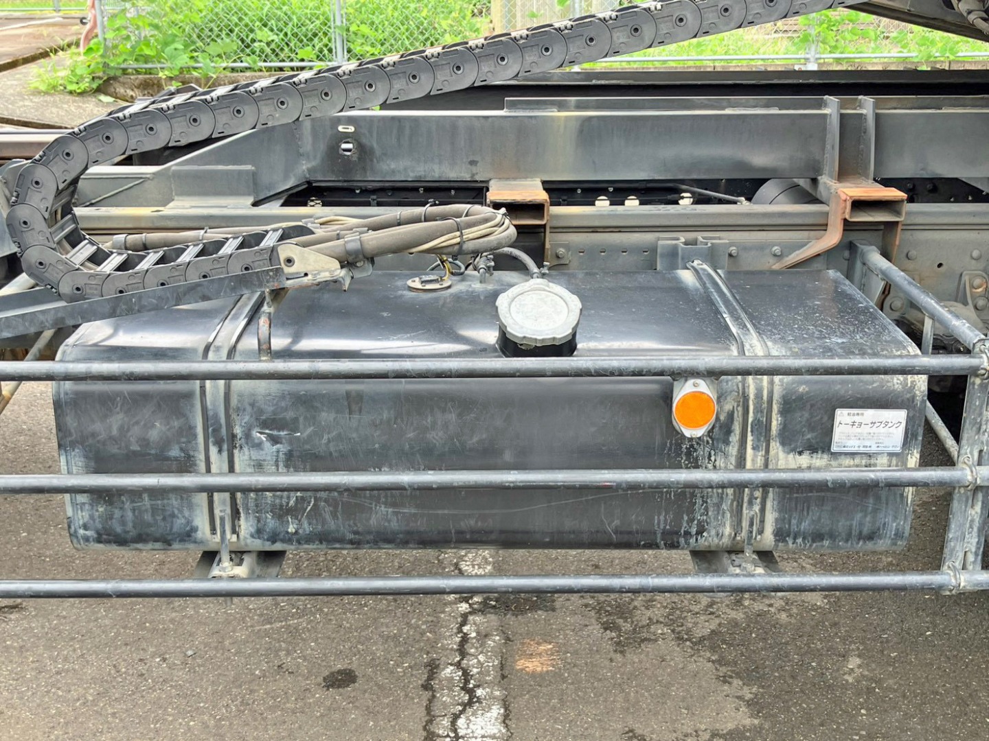 燃料タンクは200Lです。|いすゞ フォワード LPG-FTR90S2の写真44