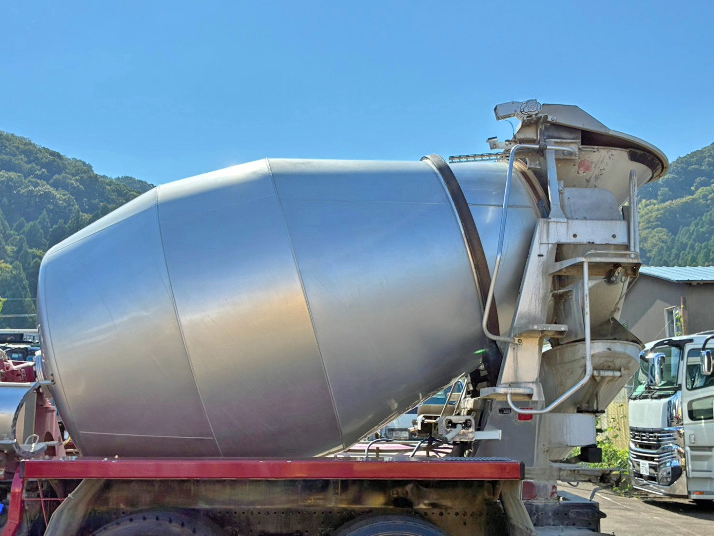 ドラムの外観状態です。(助手席側)|日野 プロフィア 2DG-FS1AGAの写真22