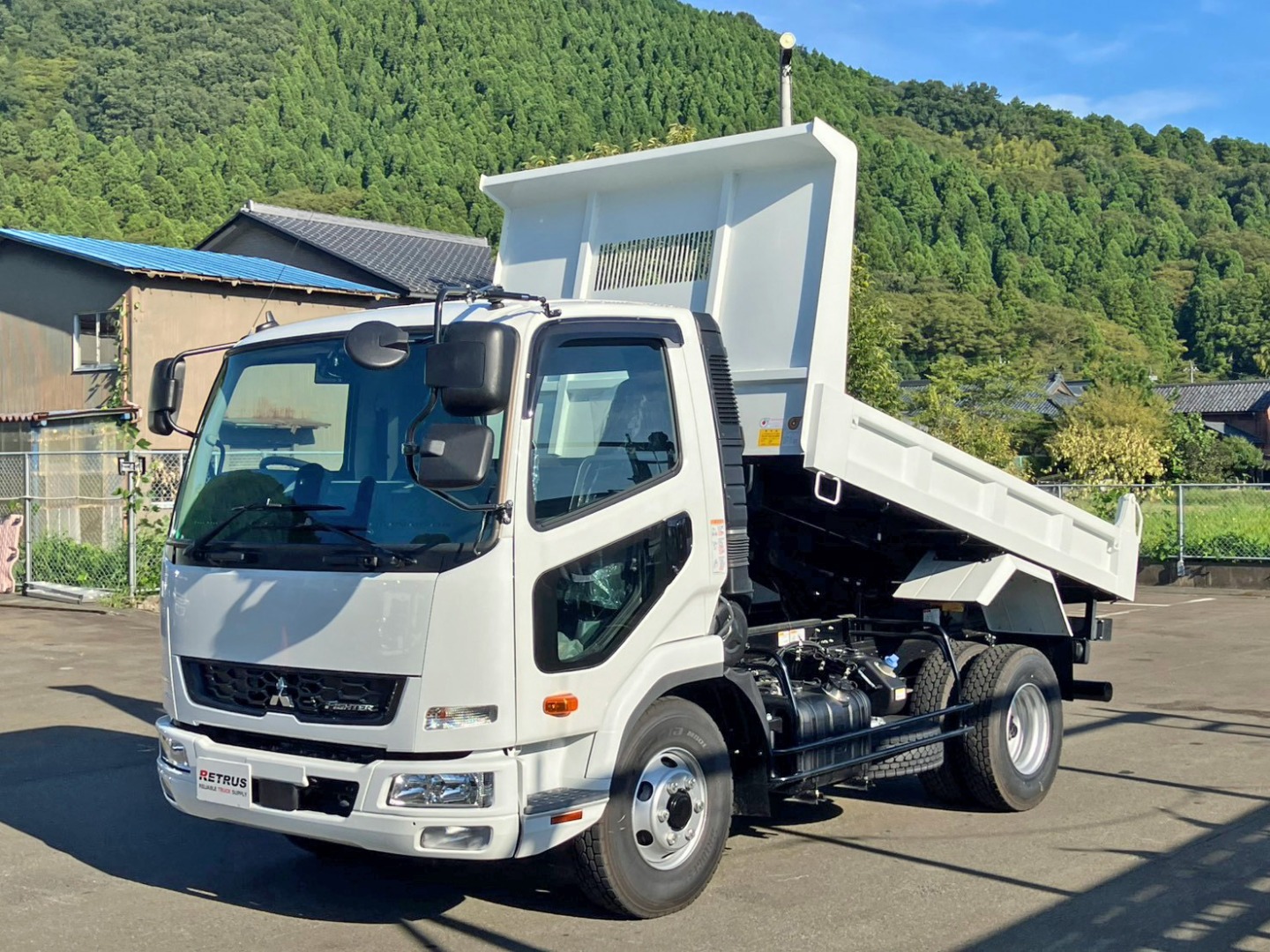 三菱 ファイター 2KG-FK72F(2WD)の写真1