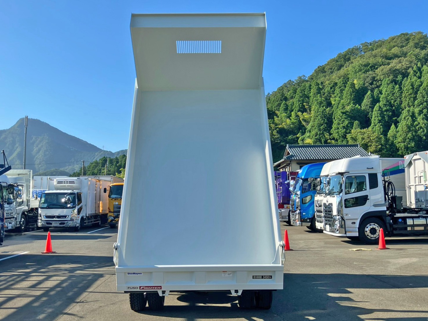 三菱 ファイター 2KG-FK72F(2WD)の写真8