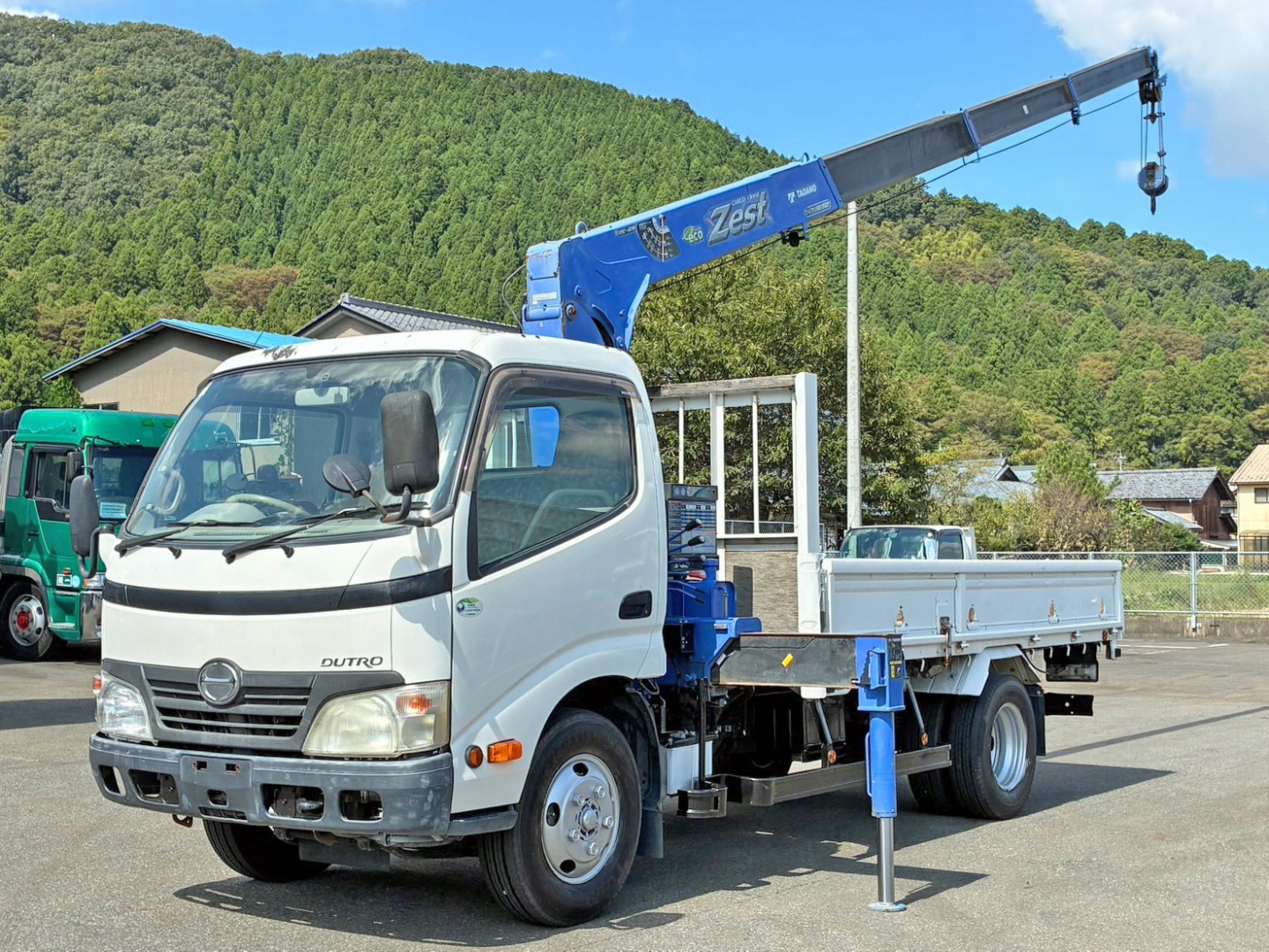 日野 デュトロ BKG-XZU344M(2WD)の写真1