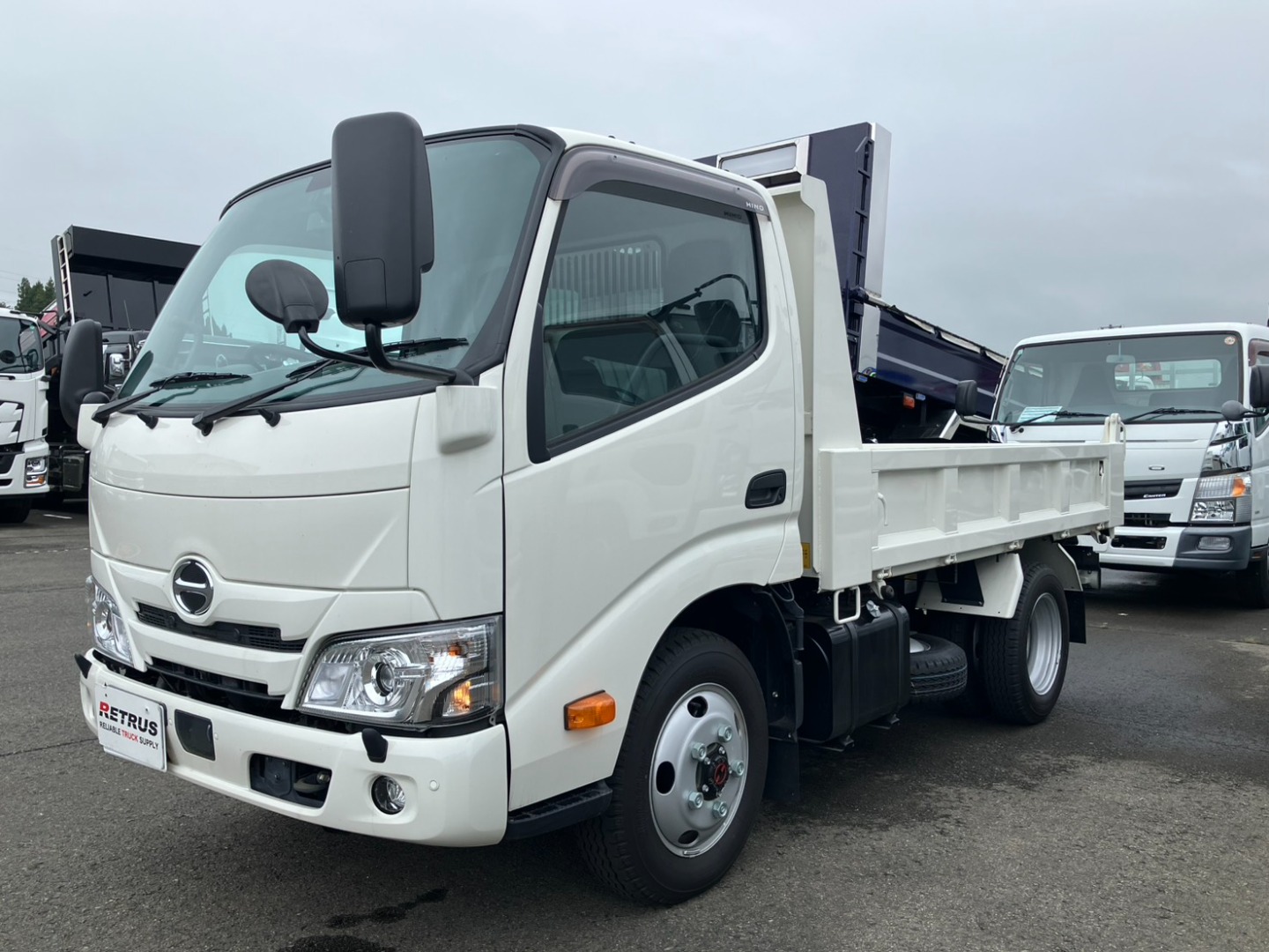 日野 デュトロ 2DG-XZU675T(4WD)の写真1