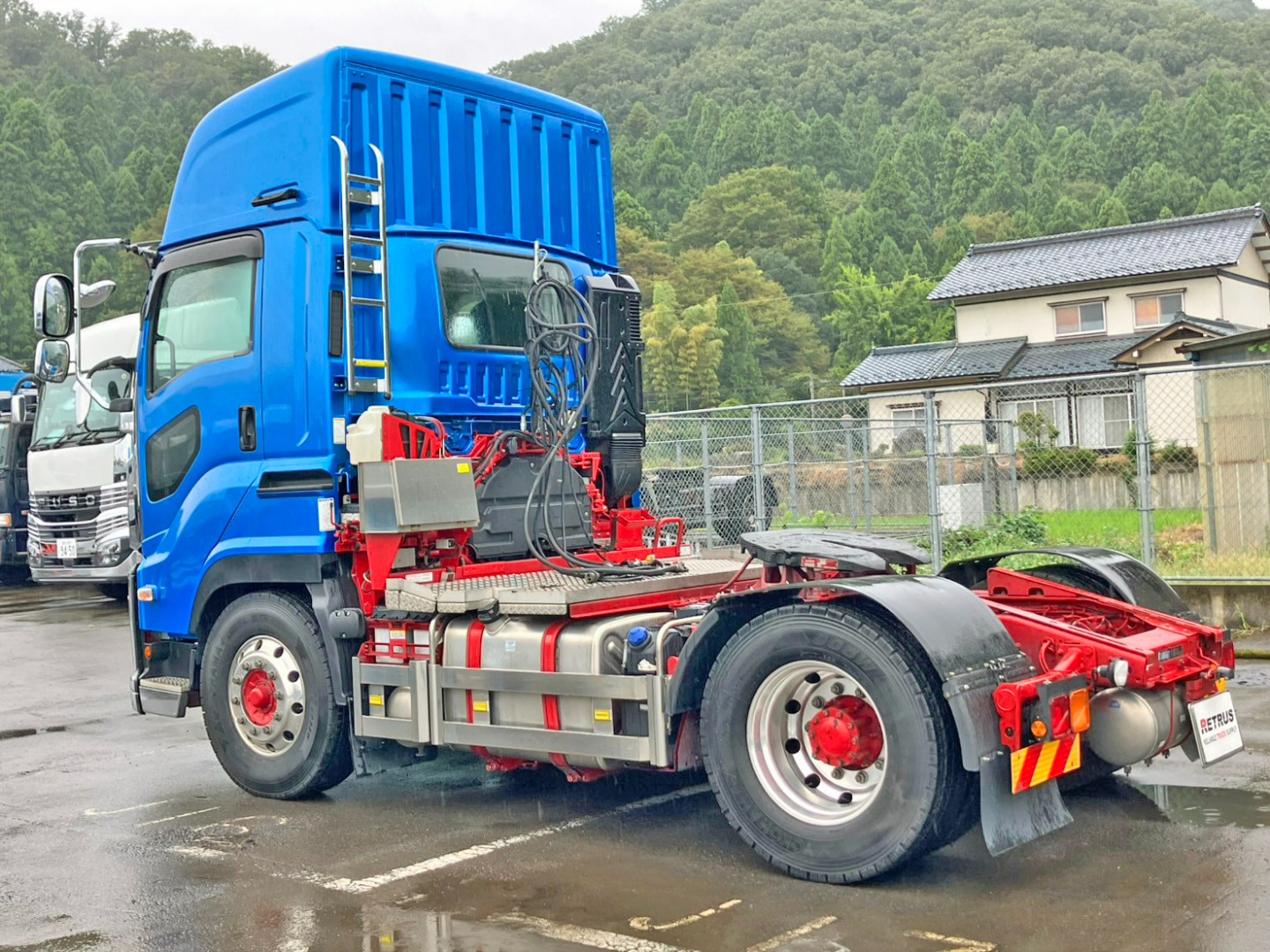 いすゞ ギガ 2PG-EXD52CDの写真3