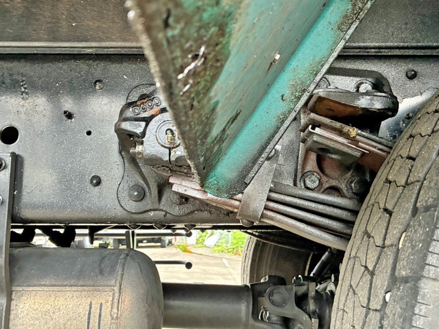 リーフサスです。|日野 プロフィア QPG-FN1AWDAの写真5