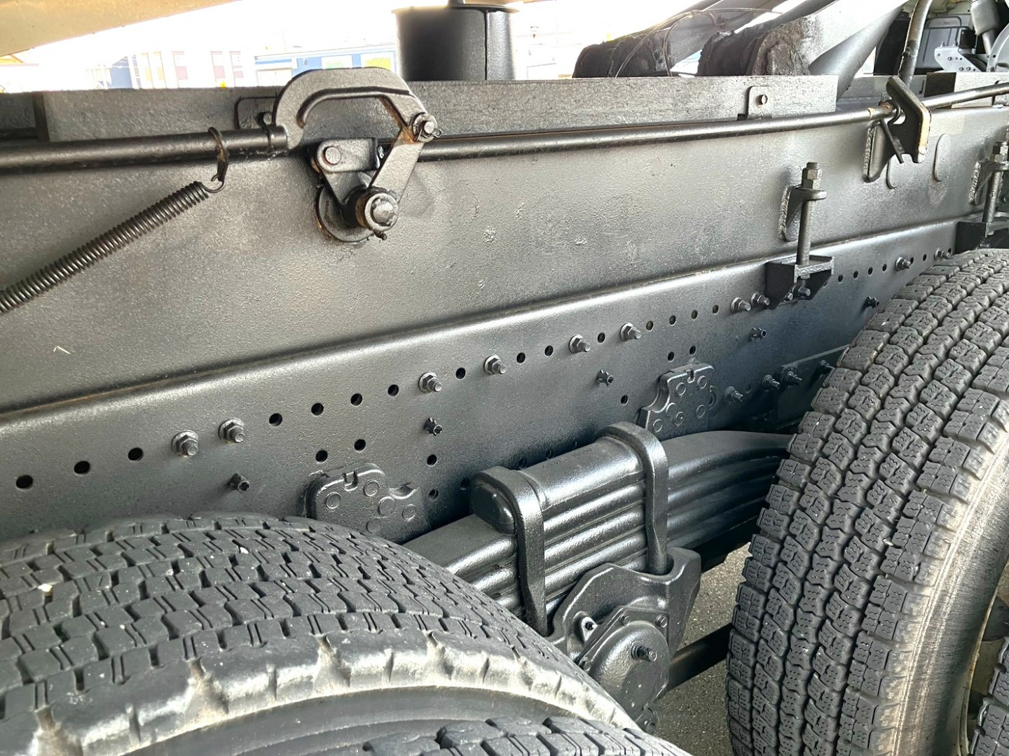 シャーシの状態です。|日野 プロフィア 2DG-FS1AGAの写真14