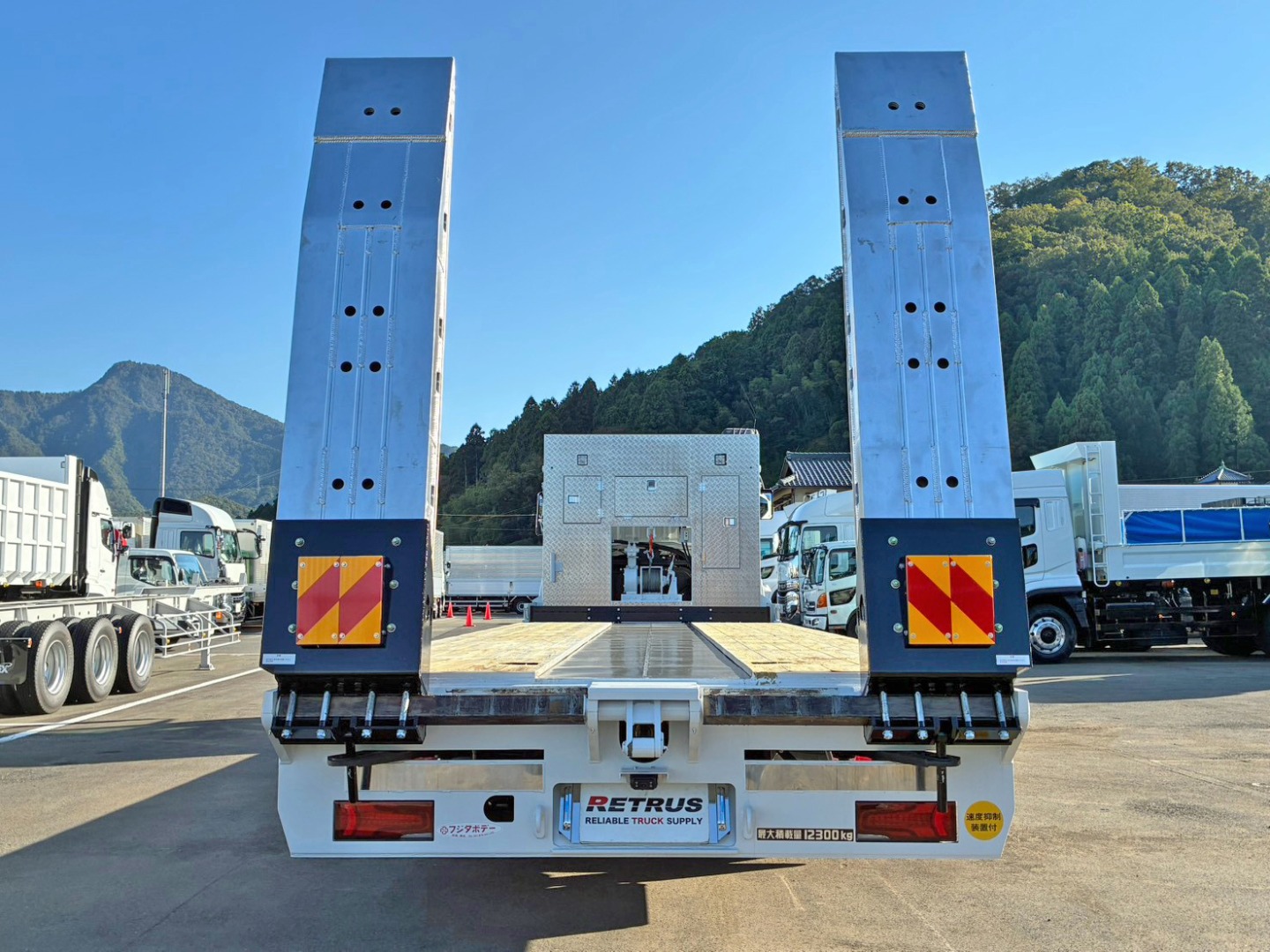 オートスライド機能付きです。(歩みを広げた状態です)|三菱 スーパーグレート 2PG-FS84VZの写真18