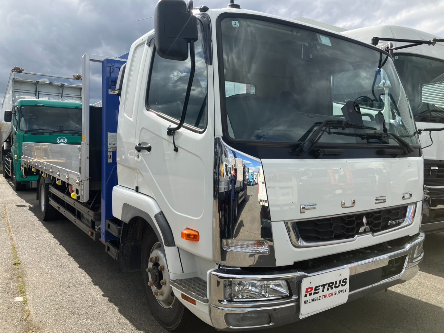 三菱 ファイター 2KG-FK62FZの写真2