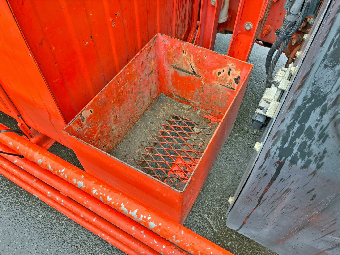 助手席側に物入れが付いています。|UDトラックス クオン 2PG-CW5ALの写真20