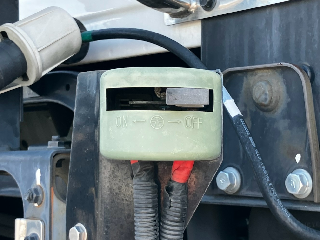 UDトラックス クオン 2RG-GK5DADの写真21