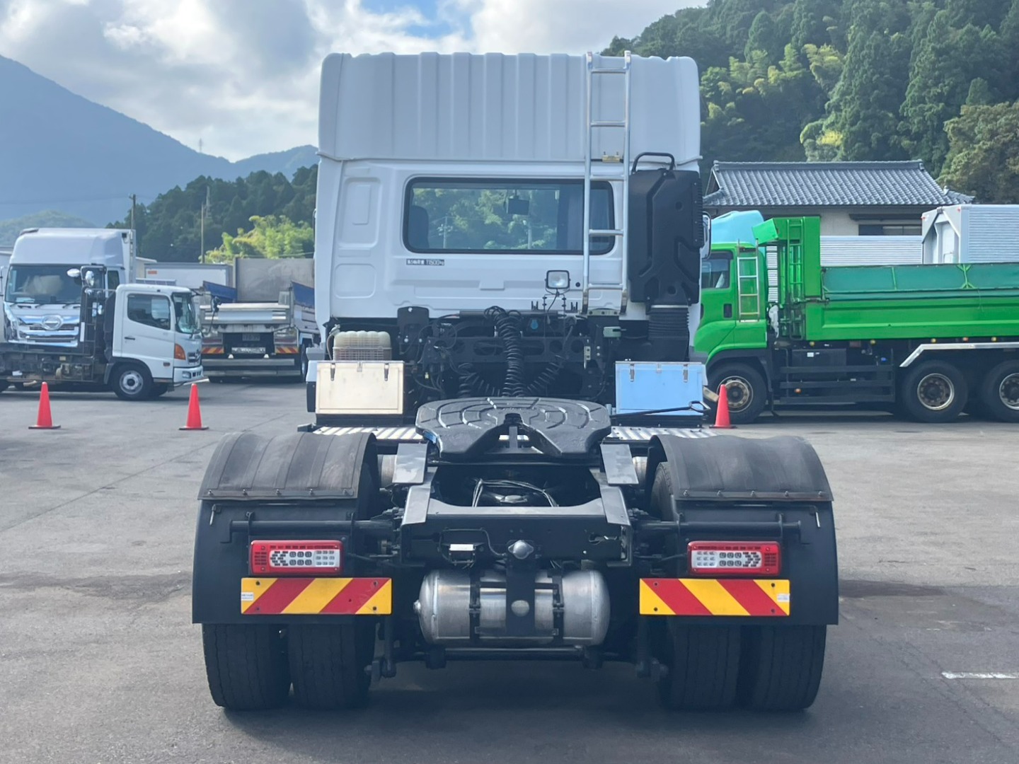 リア周りの状態です。|UD クオン 2RG-GK5DADの写真7