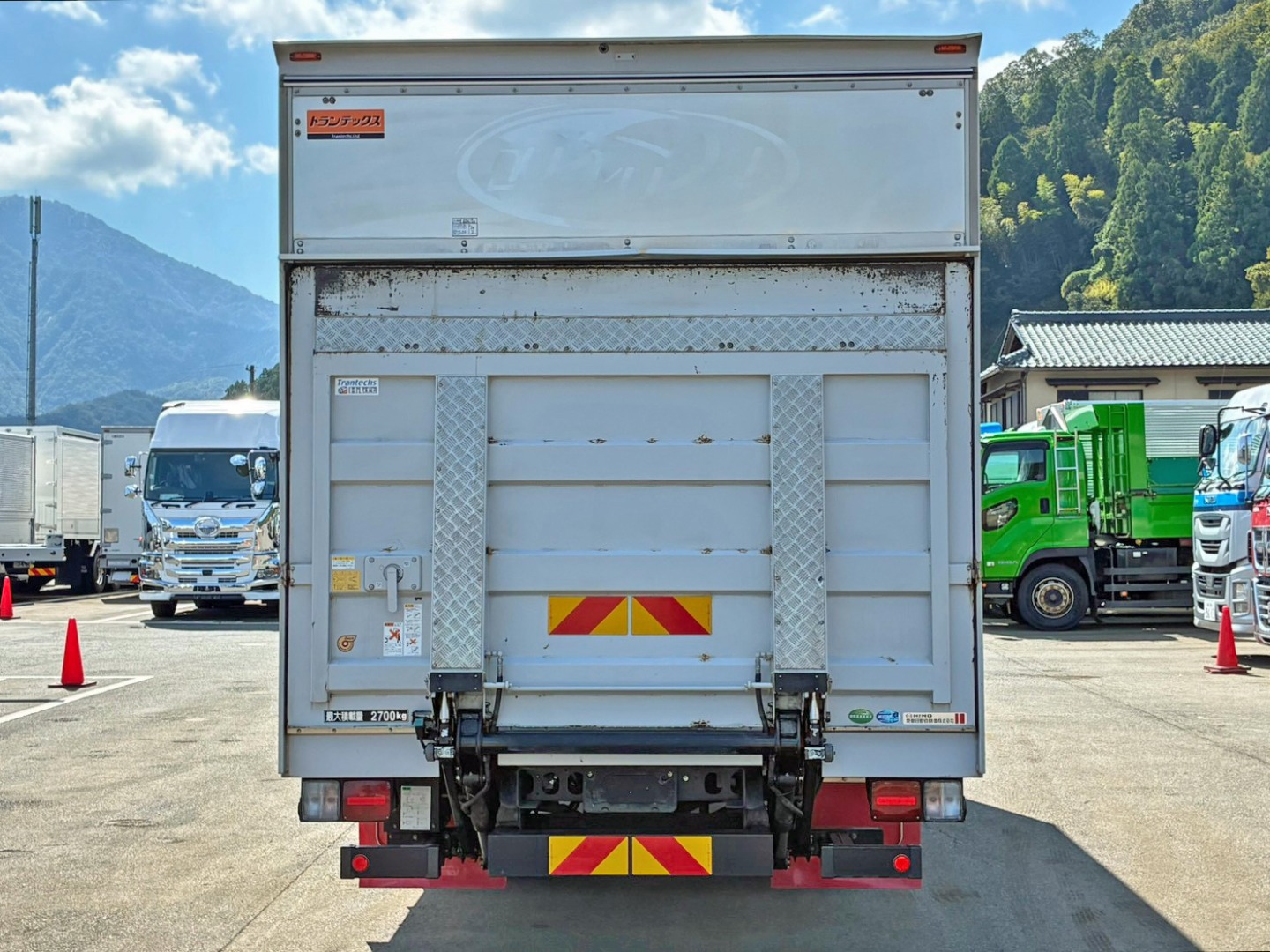 日野 レンジャー 2KG-FC2ABA(2WD)の写真10