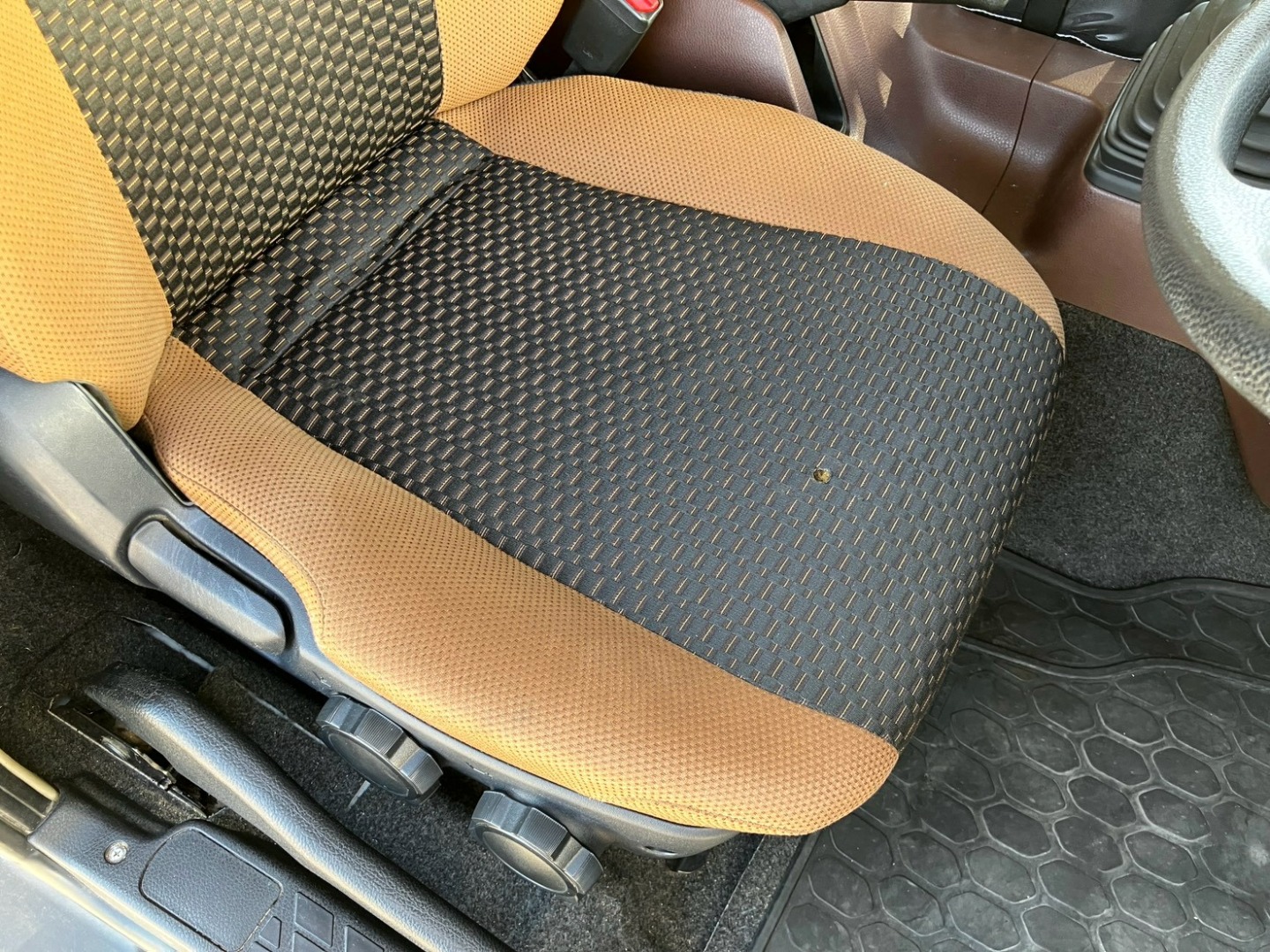 日野 レンジャー 2KG-FX2ABA(2WD)の写真7