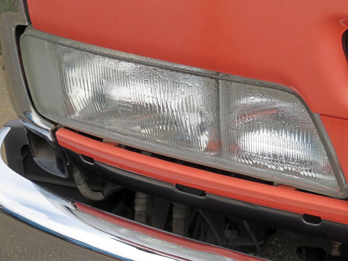 運転席側ヘッドライトに水が混入しています。|いすゞ フォワード PJ-FSR34L4(2WD)の写真32