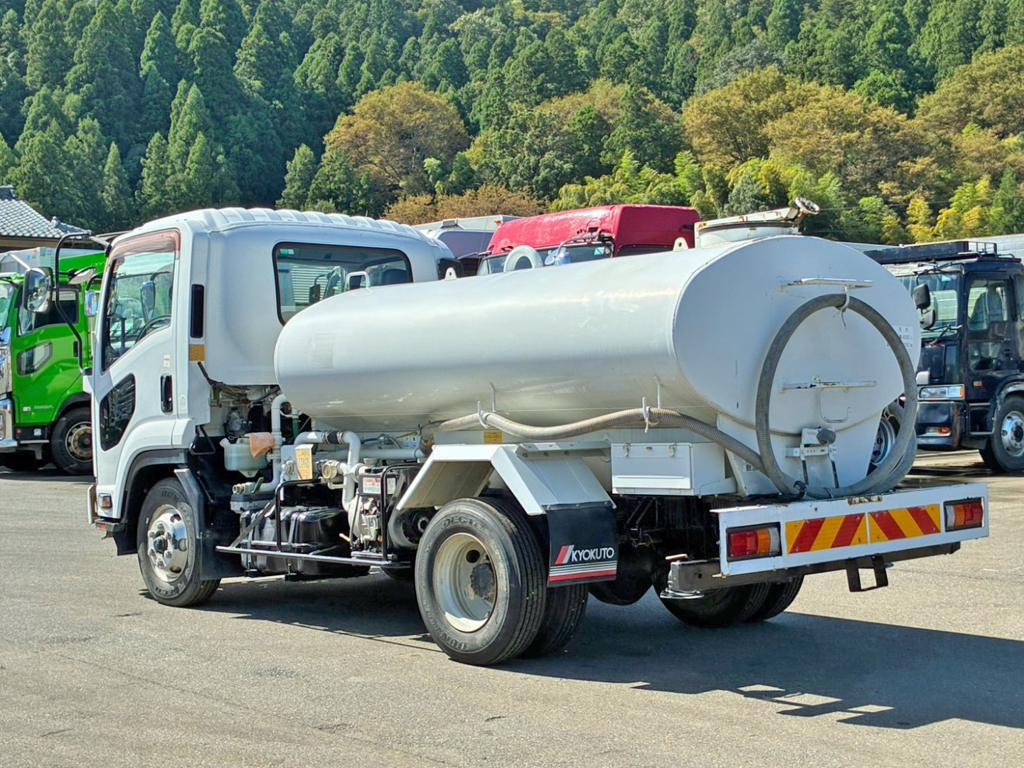 いすゞ フォワード TKG-FRR90S2(2WD)の写真3