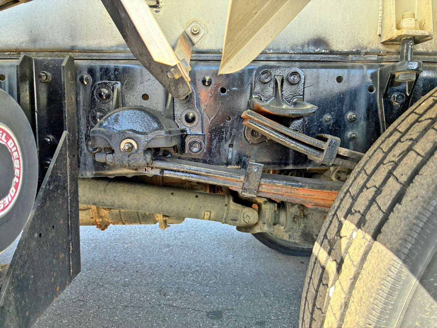 いすゞ フォワード TKG-FRR90S2(2WD)の写真5