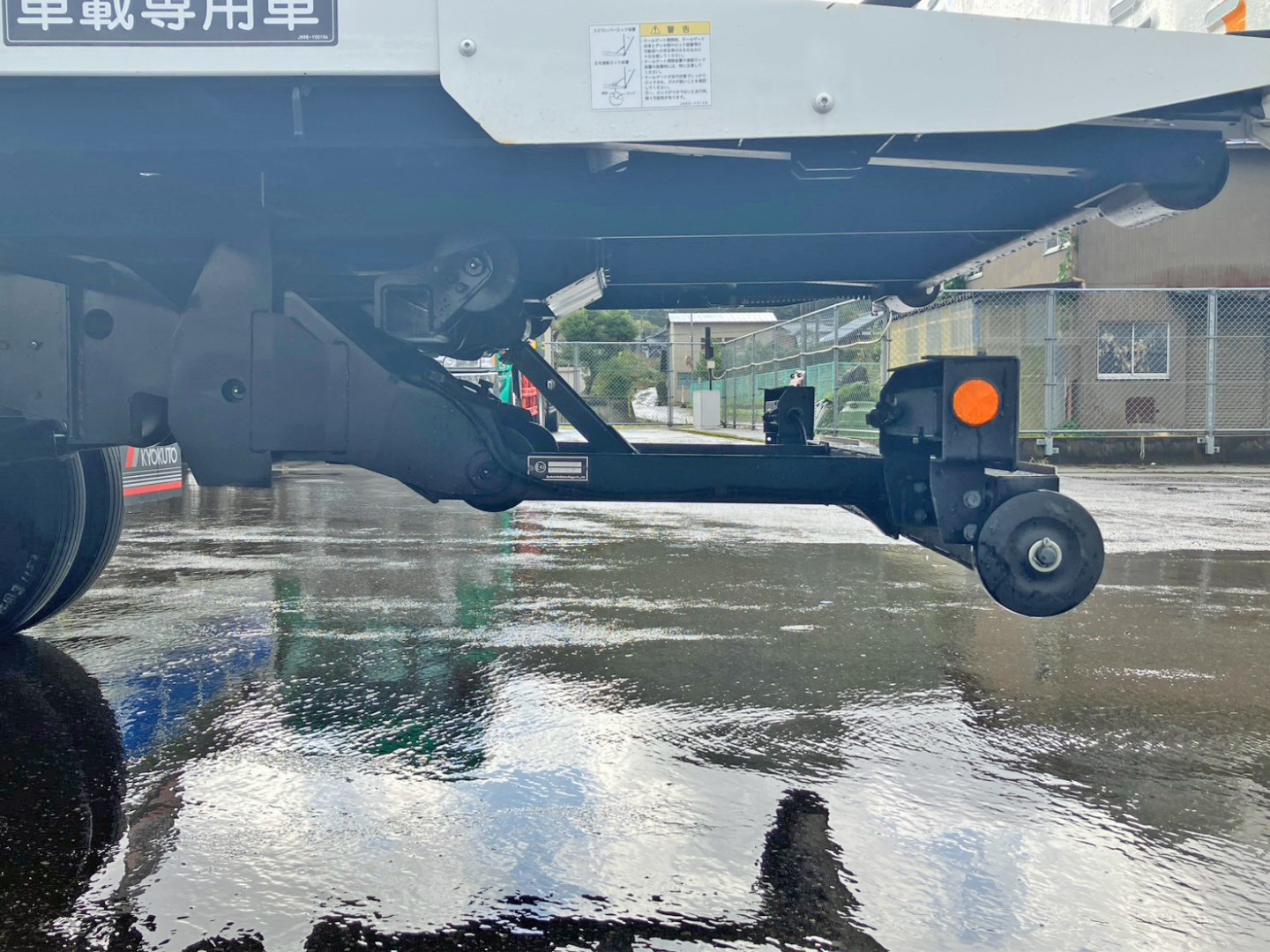 三菱 キャンター 2PG-FEB80(2WD)の写真13