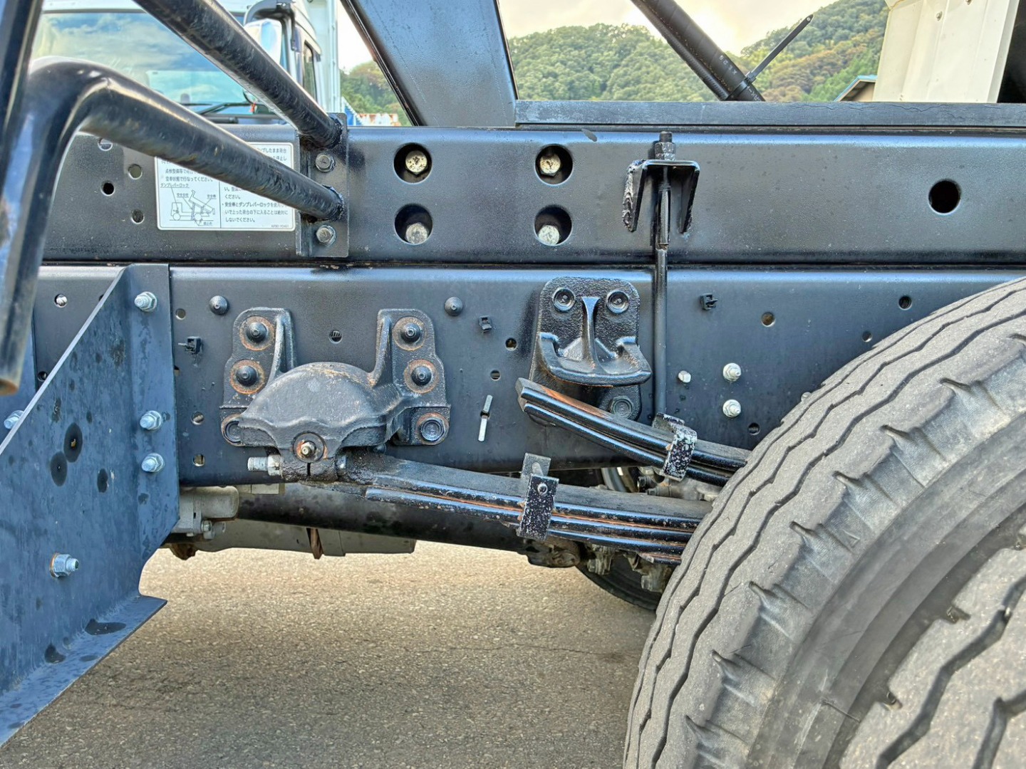 いすゞ フォワード 2RG-FRR90S1(2WD)の写真5