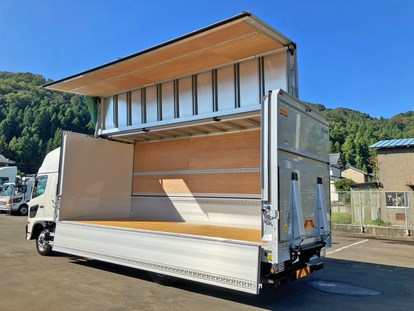 日野 レンジャー 2KG-FE2ACGの写真3