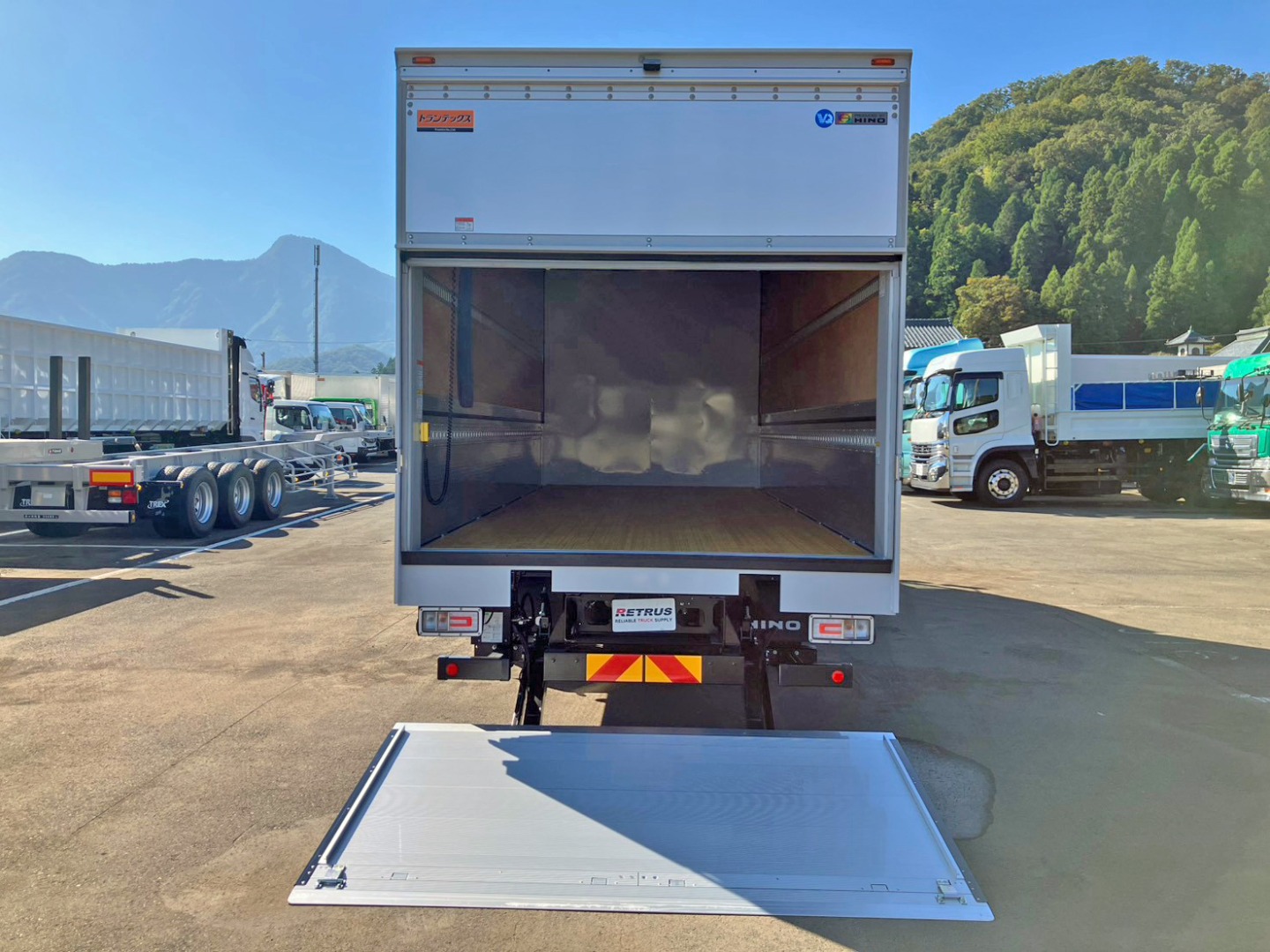 ゲートを下げた状態です。|日野 レンジャー 2KG-FE2ACGの写真11