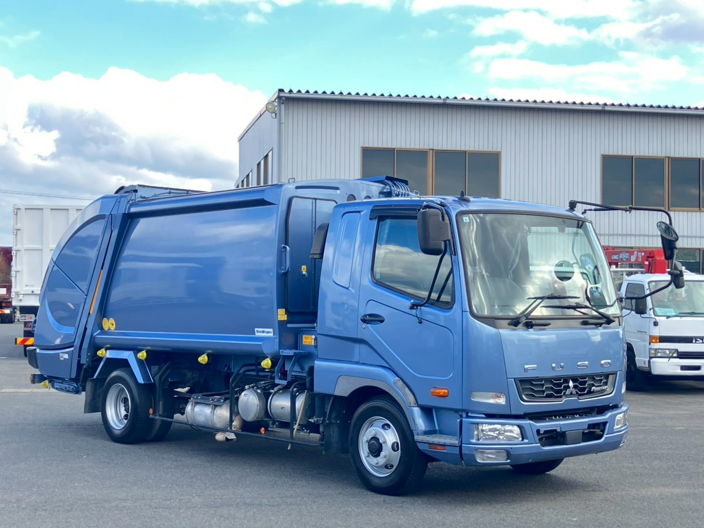 三菱 ファイター 2KG-FK62F(2WD)の写真2