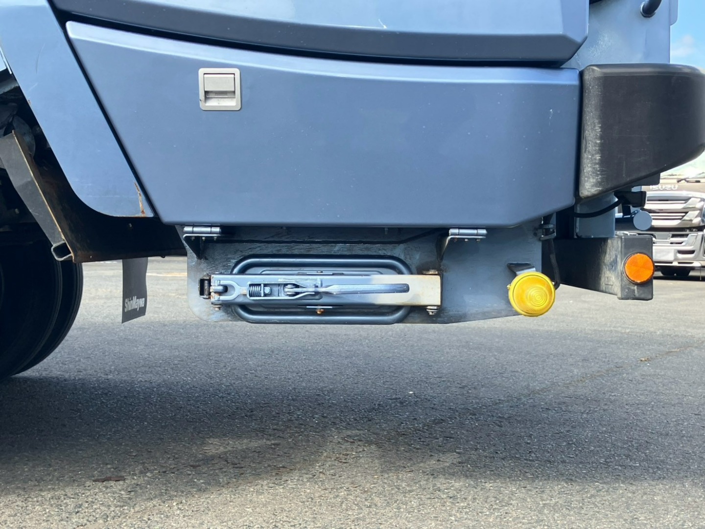 汚水タンクの排水口です。|三菱 ファイター 2KG-FK62F(2WD)の写真25