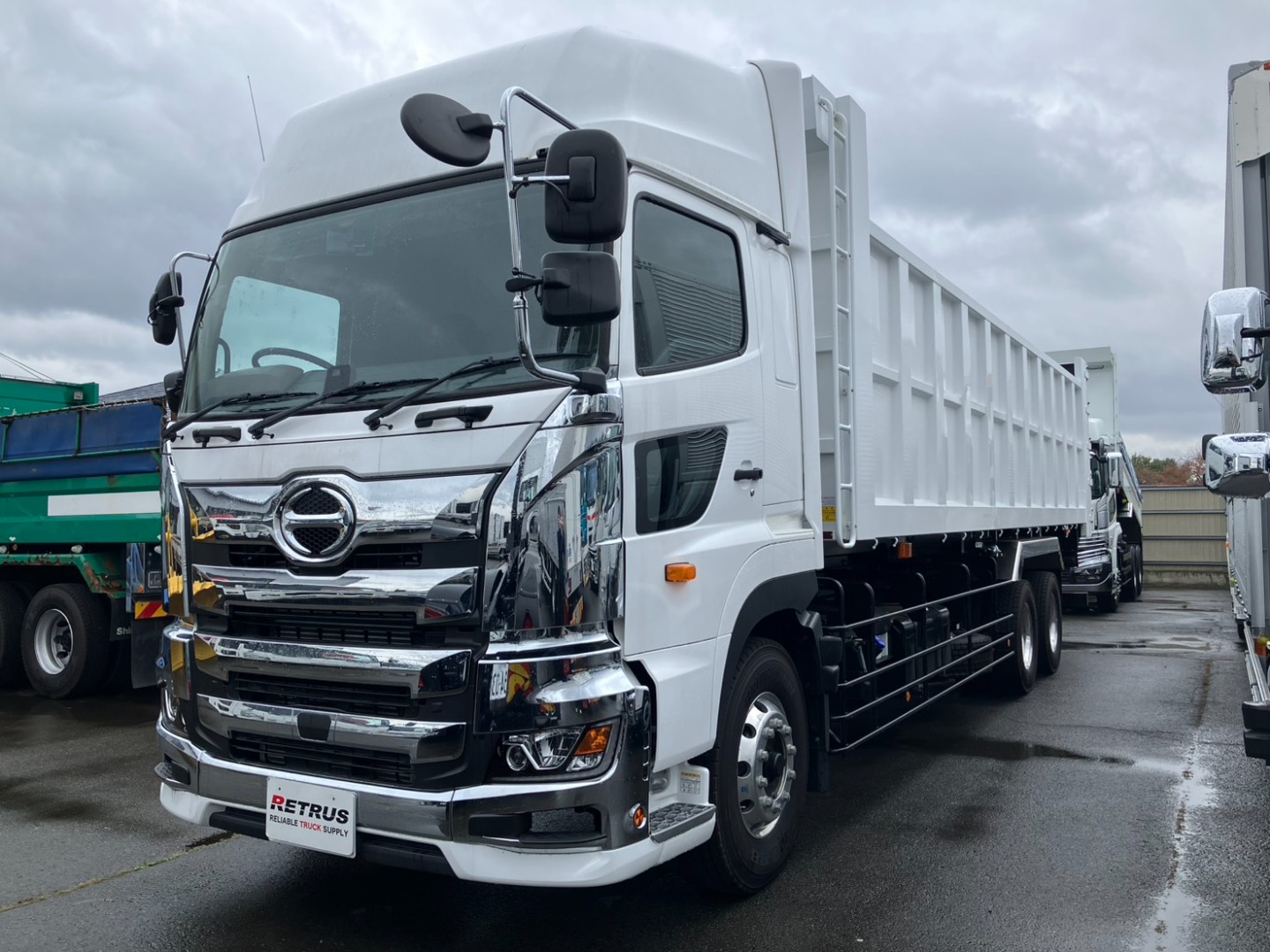日野 プロフィア 2DG-FS1AHEの写真1