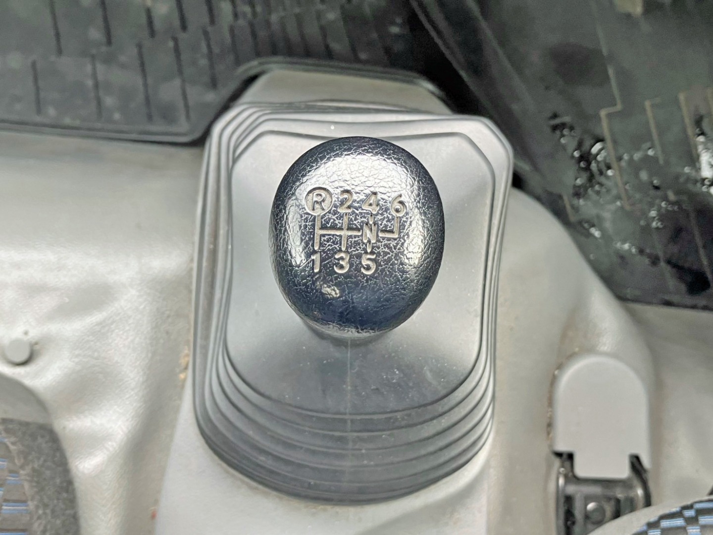 日野 デュトロ 2RG-XZU712M(2WD)の写真45