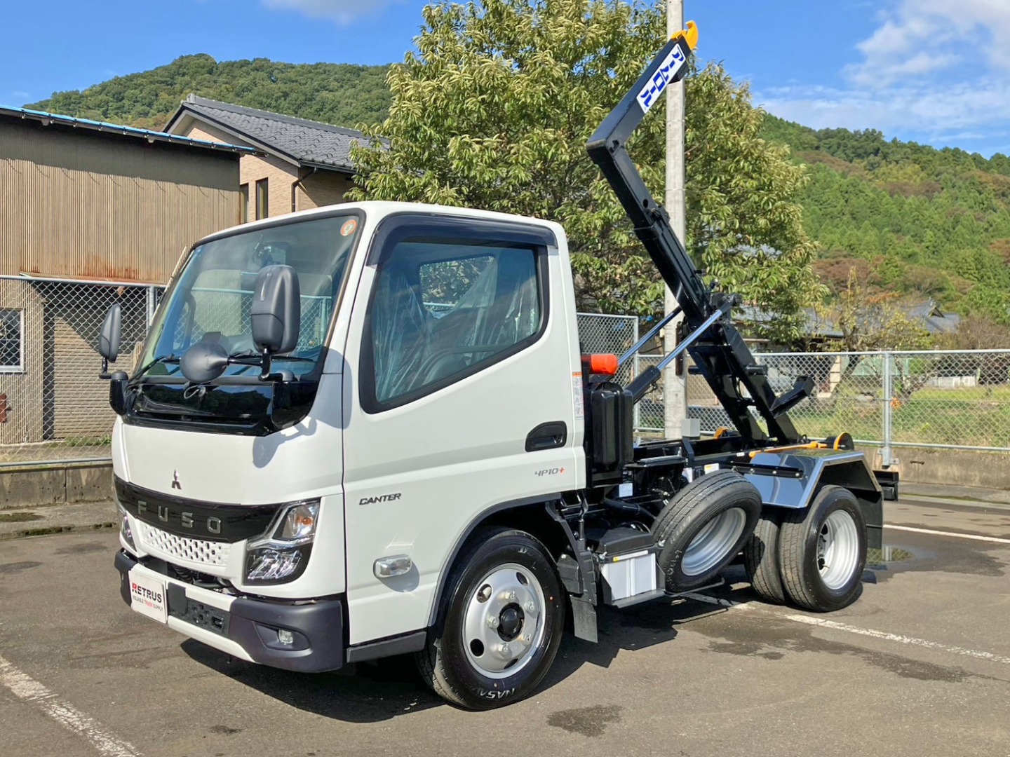 三菱 キャンター 2RG-FBAV0(2WD)の写真1