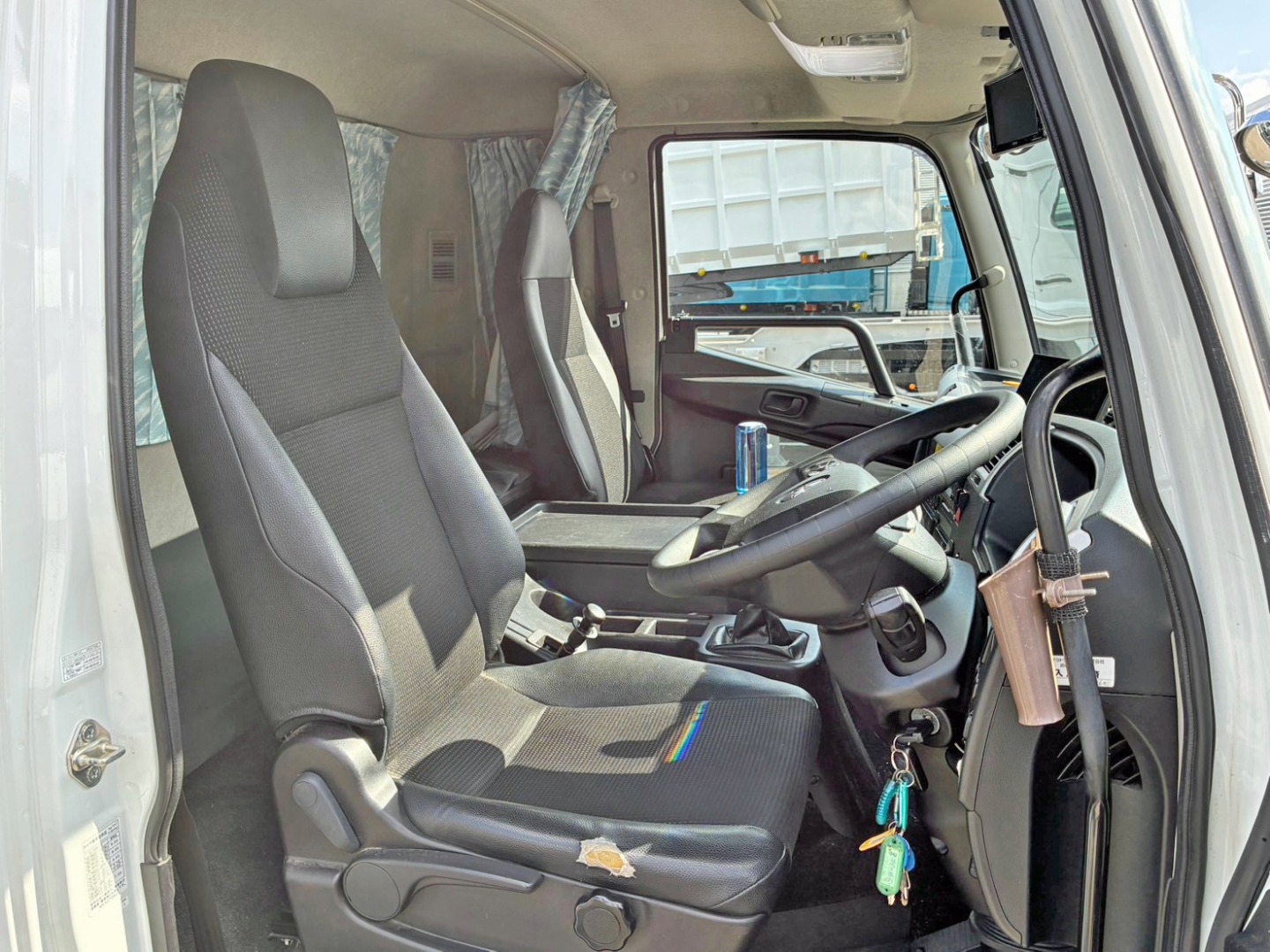 三菱 ファイター 2KG-FK62F(2WD)の写真7