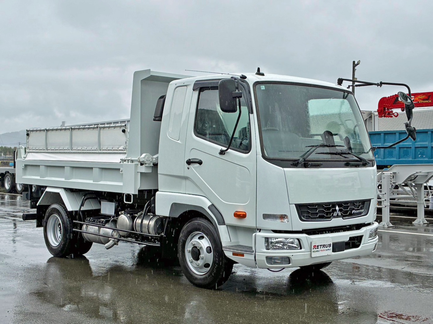 三菱 ファイター 2KG-FK62F(2WD)の写真2