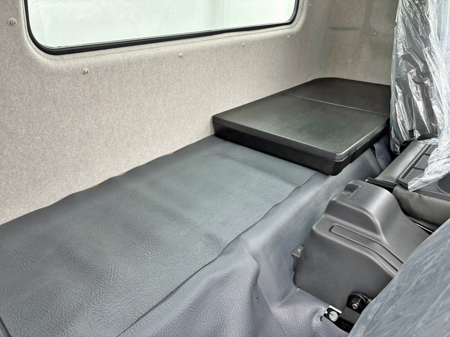 ベッドの状態です。|三菱 ファイター 2KG-FK62F(2WD)の写真8