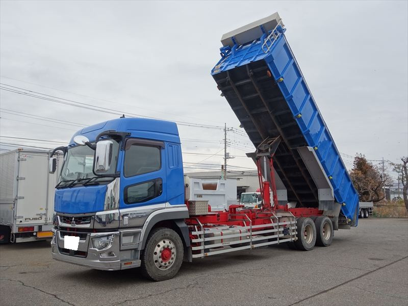トラニオン　メッキ　スーパーグレート　ツーデフ 楽天市場】FUSO スーパーグレート トラニオンカバーAタイプ 左右