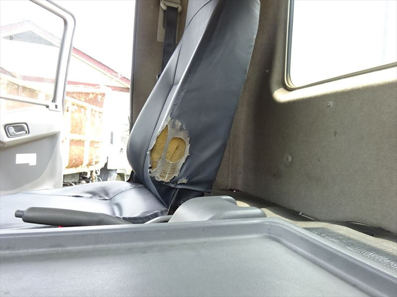 三菱 ファイター TKG-FK71Fの写真27