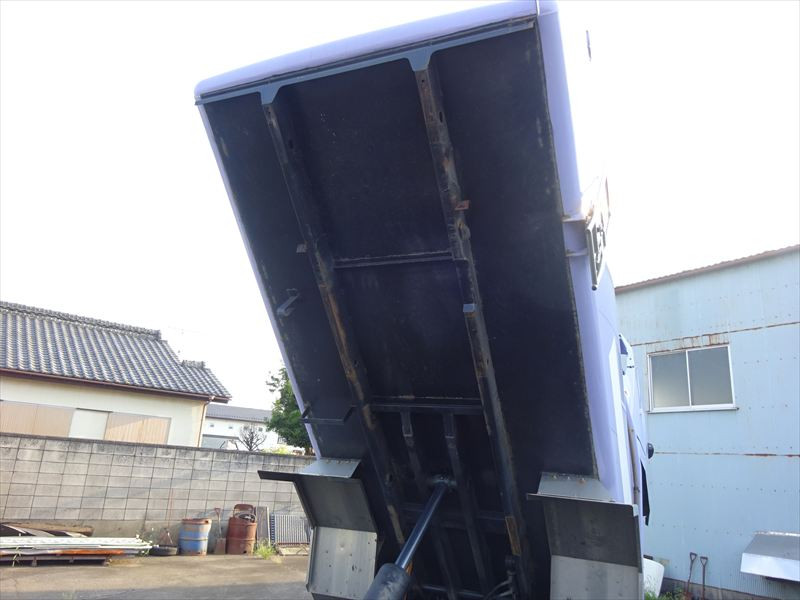 三菱 ファイター 2KG-FK62Fの写真11