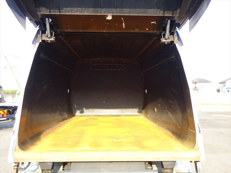 三菱 ファイター 2KG-FK62Fの写真19