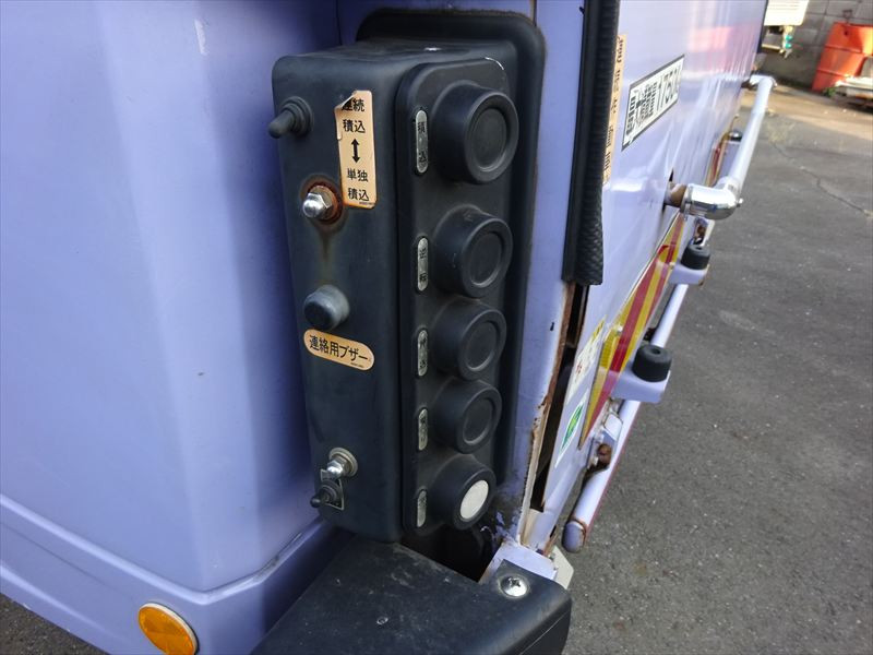 三菱 ファイター 2KG-FK62Fの写真20